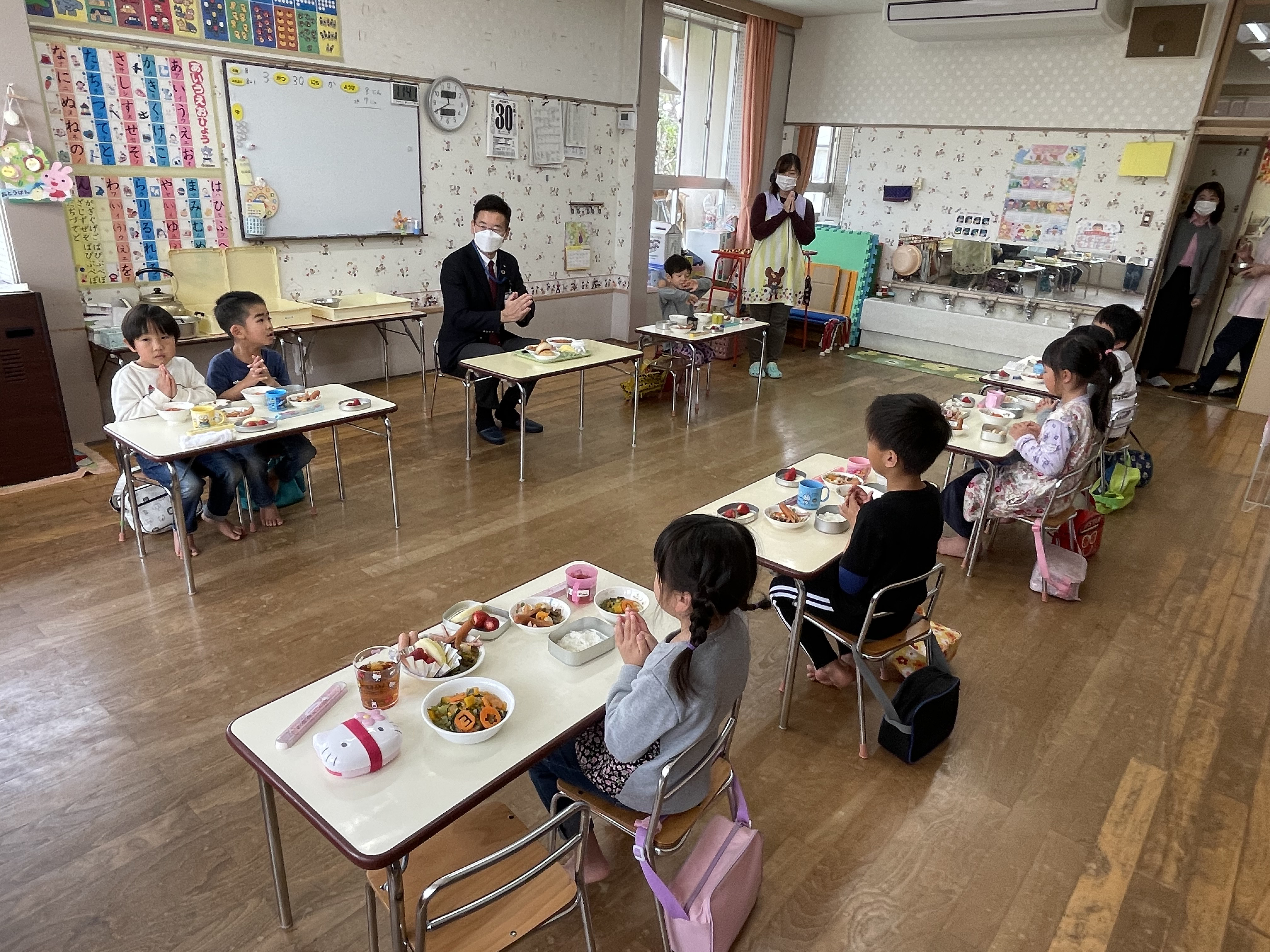 給食の様子